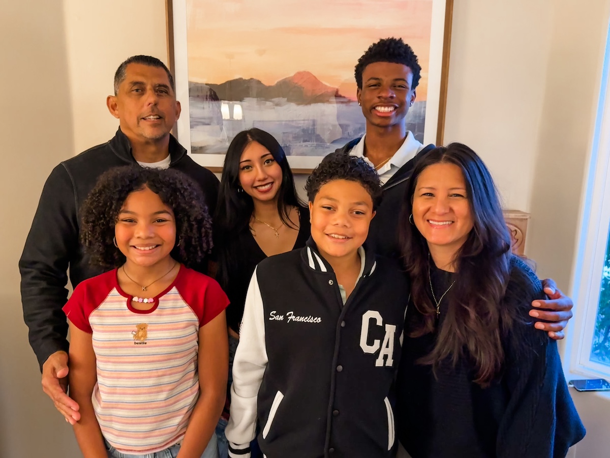 Our Family Vine - Jenny, Cesar and their four kids